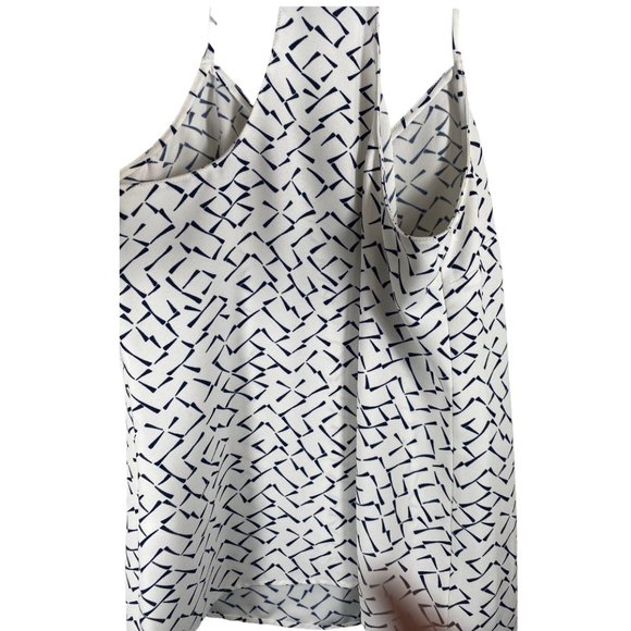 Banana Republic Razerback Patterned Tank - Picture 8 of 8